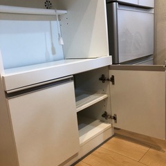 ニトリ　食器棚の画像