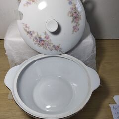 美品 YAMAKA Chorus カレー&シチュー ポット 深皿 ボウル 陶器 ピッチャー キャニスター コーヒー紅茶砂糖 保存容器 3点セットの画像
