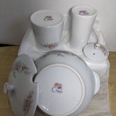 美品 YAMAKA Chorus カレー&シチュー ポット 深皿 ボウル 陶器 ピッチャー キャニスター コーヒー紅茶砂糖 保存容器 3点セットの画像