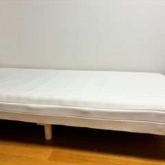 ニトリ脚付きマットレスの画像