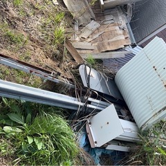 北見市より　プレハブ　車庫　倉庫　物置　コンテナなど　解体、買取します - 地元のお店