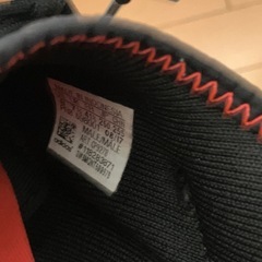 adidasプレデター の画像