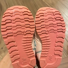 ニューバランス　子ども靴の画像