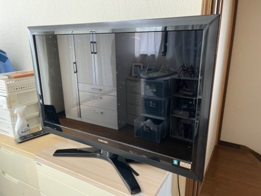 TOSHIBA REGZA テレビ　37型