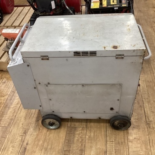 明治機械コンプレッサーAPET37DY-140 ジャンク品(動作未確認 明治機械コンプレッサーAPET37DY-140 ジャンク品(動作未確認