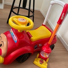 アンパンまん　車　おもちゃ
