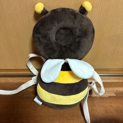 【お話し中】ハチさん　ごっつん防止　転倒防止　クッション　リュックの画像