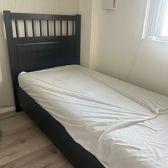 【美品:IKEAベット、マットレス付き】お譲りします