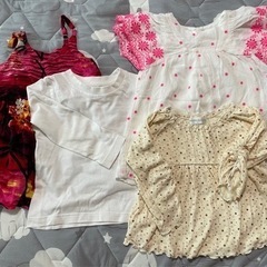 おまとめ売り4枚　他の洋服もあります　子供服80-95　ワンピー...