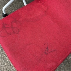 インテリアチェアー2台　
レッドの画像