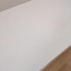ダイニングテーブルの画像