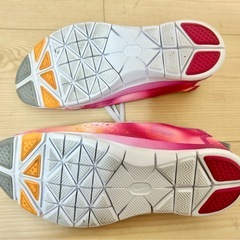 【美品♪】NIKE ナイキ ランニングシューズ 23.5cm ウィメンズ フリー 5.0 TR FIT 4の画像