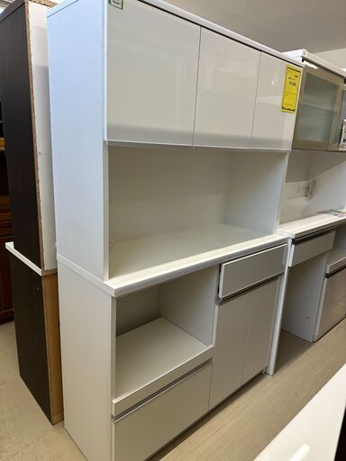 土井インテリア食器棚入荷しました！