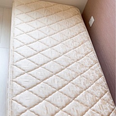 成約済【9/28限定】セミダブル マットレスの画像