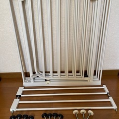 日本育児のBabys Gate ベビーズゲイト　安全柵の画像