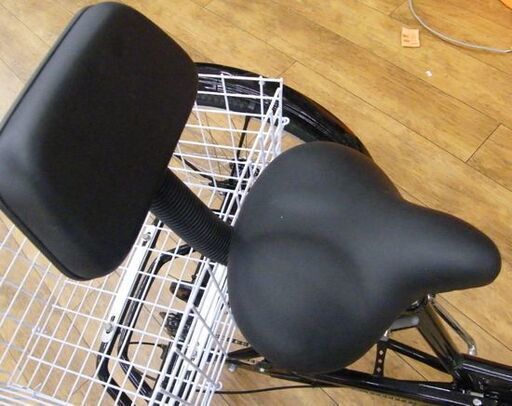 三輪自転車 7段切替 カゴ 簡易LEDライト付き 3輪自転車 サドルに背もたれ有 ブラック 黒 メーカー無記載 札幌市 厚別区