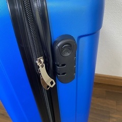 (新品未使用)。20インチ ユニセックス カジュアル ミニマリスト パールブルーカラー ハードシェルスーツケースの画像