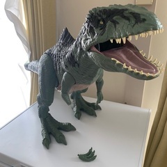 ギガノトサウルス　90cm フィギュア