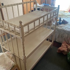 おむつ交換台の画像