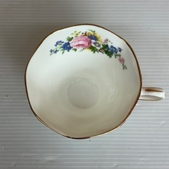 s0919603 ROYAL ALBERT ロイヤルアルバート カップ&ソーサー ピンク 花柄 海外ブランド 現状品 インテリア 皿 カップ 食器 中古品の画像