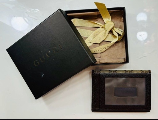 GUCCI パスケース