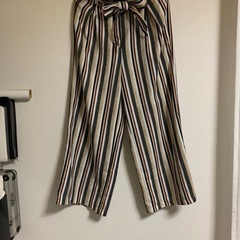 stradivariusのパンツ