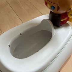 アンパンマンおまるの画像