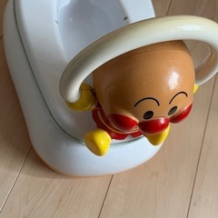 アンパンマンおまるの画像