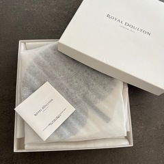 新品！Royal Doulton お皿の画像