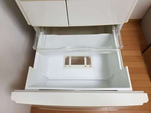 三菱ノンフロン冷凍冷蔵庫 MR-S40J-W