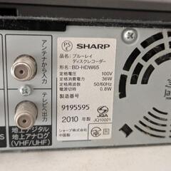 SHARP 32型テレビ＆Blu-rayレコーダーセット(ケーブル付き)の画像