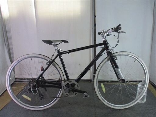 Ｄ774　★12800円★整備済み スポーツ中古自転車 【クロスバイク　アルミフレーム　黒　48ｃｍ】