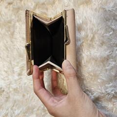 三つ折り財布の画像