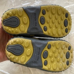 スニーカー　14cm 韓国　stride riteの画像