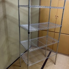 スチールラックの画像