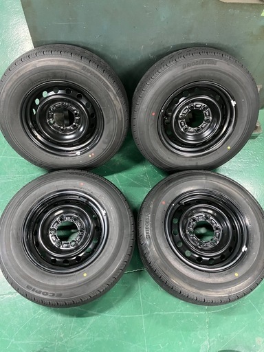 ハイエース　純正タイヤ・ホイール4本セット(新車外し)