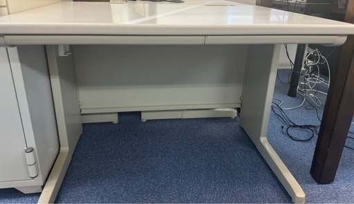 オフィスデスク