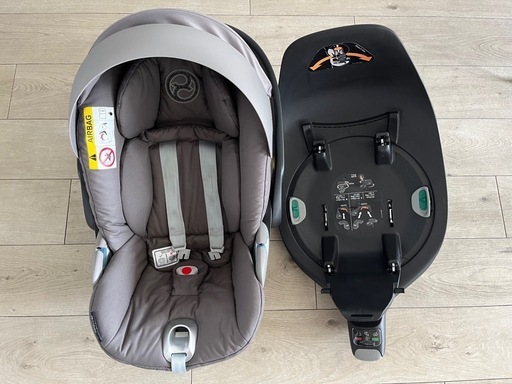 Cybex チャイルドシート　グレー