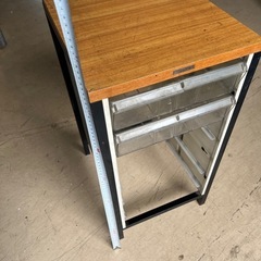 ELEGANT小物置きテーブル