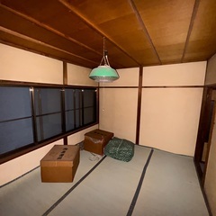 【家賃7.5万/初期費用激安】近鉄京都線「久津川」駅徒歩4分！広大なドッグランスペースの庭付き🏡‼️ペット&DIY可の95㎡戸建て！敷金礼金仲介手数料0、保証人不要！ルームシェア、大家族、民泊、事務所利用可♬ - 城陽市