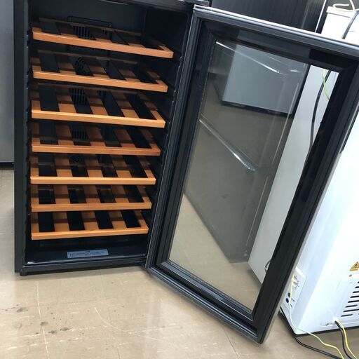 deviceSTYLE CDW-33W ワインセラー 28本収納 deviceSTYLE CDW-33W ワインセラー (ペルチェ冷却方式・28本収納