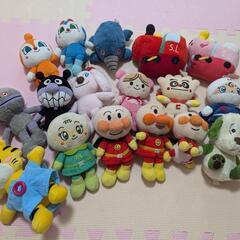 アンパンマンシリーズ　ぬいぐるみとアンパンマングッズ