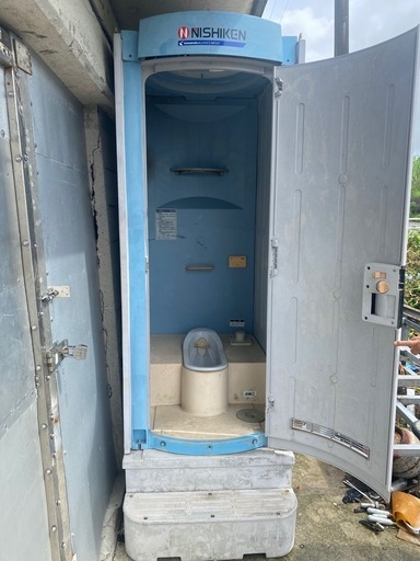 仮設トイレ　　トヨタスズキダイハツ軽トラハイブリッド軽トラック