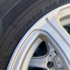 YOKOHAMA アイスガード　175/70R14 冬タイヤ　2022年製の画像