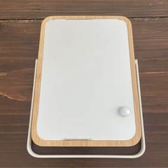 ダイソー　竹製スタンドミラー