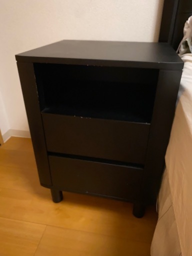 【10/21〜11/1】ベッドサイドテーブル