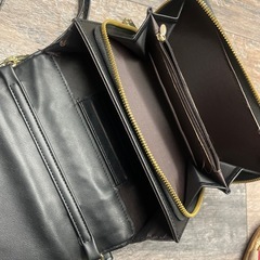 ブラックウォレットショルダーの画像