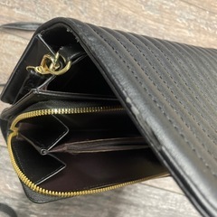 ブラックウォレットショルダーの画像