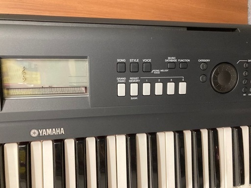 ヤマハ 76鍵盤キーボード中古品