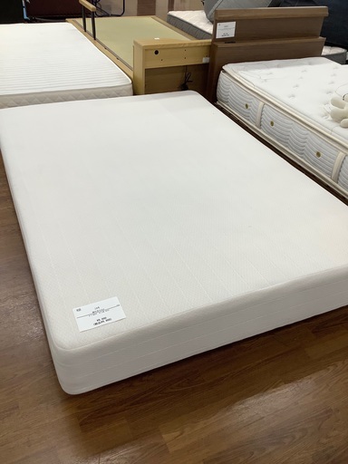 脚付マットレス　ダブルサイズ　9,900円